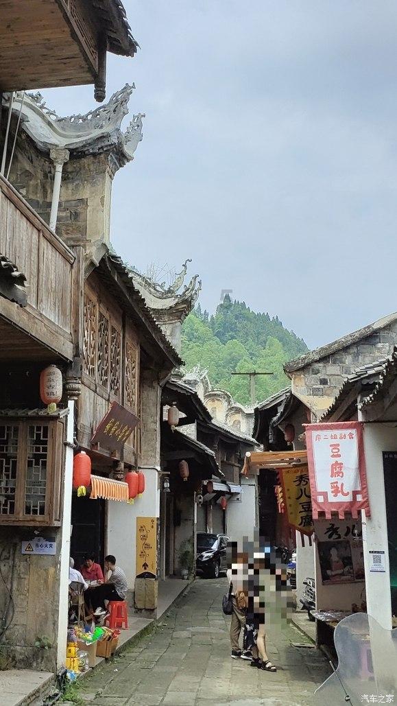 暗黑精灵的装扮